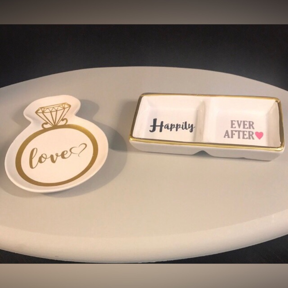 2 Pcs Set Trinket /Jewelry Trays NWT